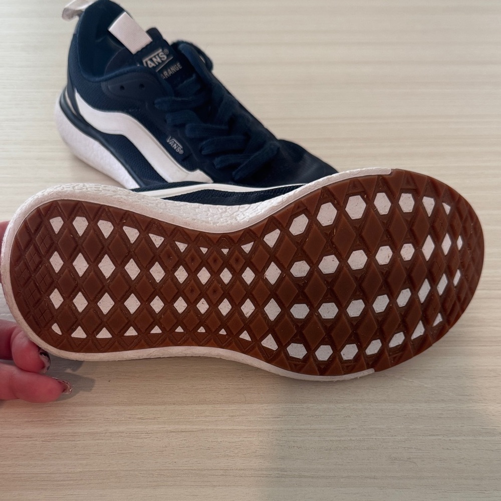 Vans Kids Ultrarange Ultracush shoes! - Picture 4 of 5